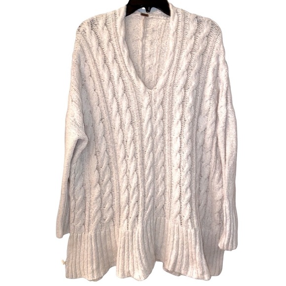Free People Cream V-Neck Cable Knit Dolman Sleeve Sweater - Picture 7 of 10